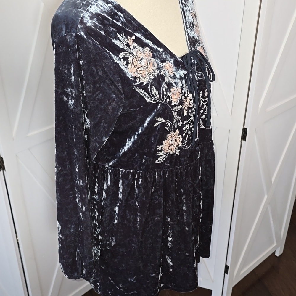 Style & Co Women's Crushed Velvet Peasant Blouse In Dark Gray